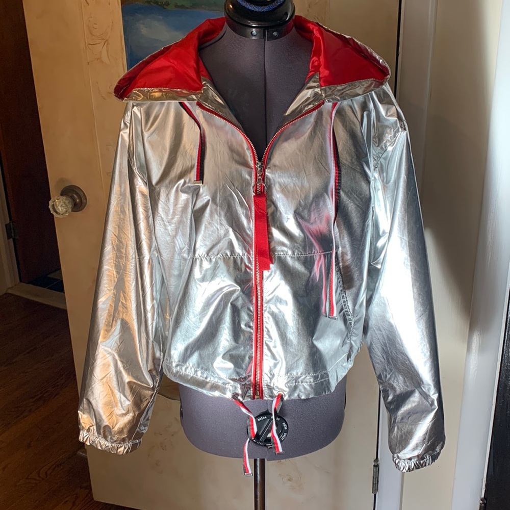 NWOT Ashley by 26 international silve metallic windbreaker